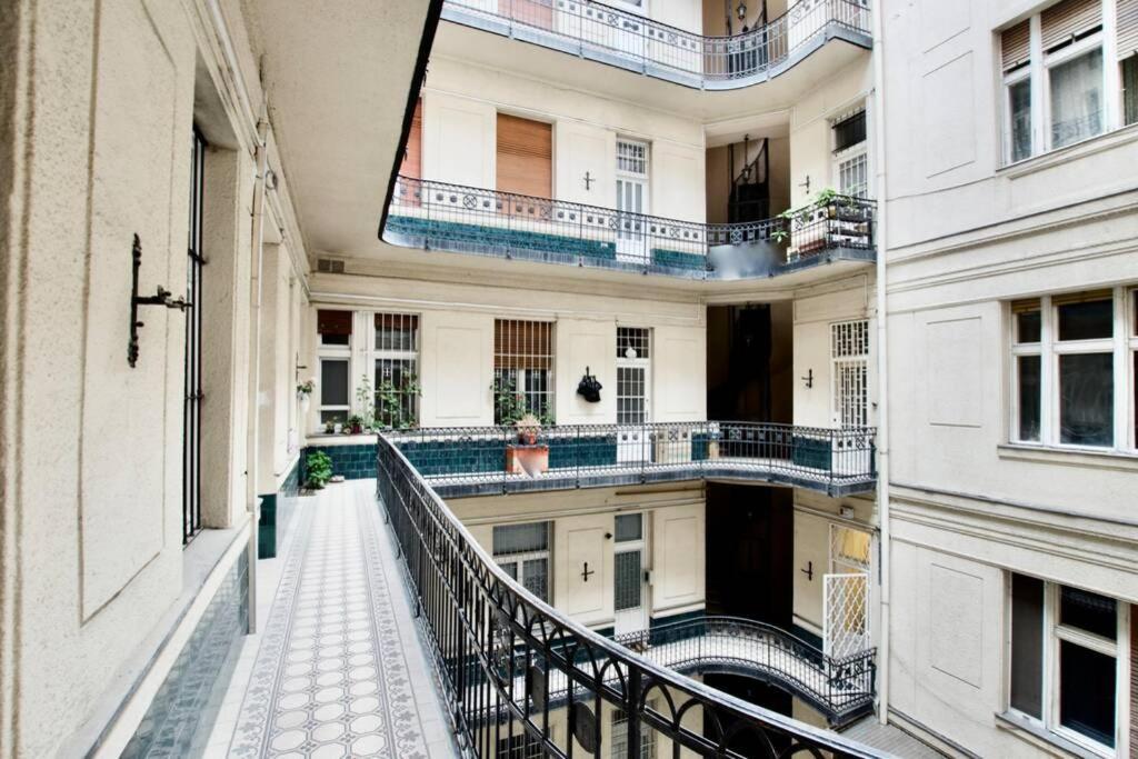 Premium Apartment By Hi5 - Best Ever Budapest Eksteriør bilde