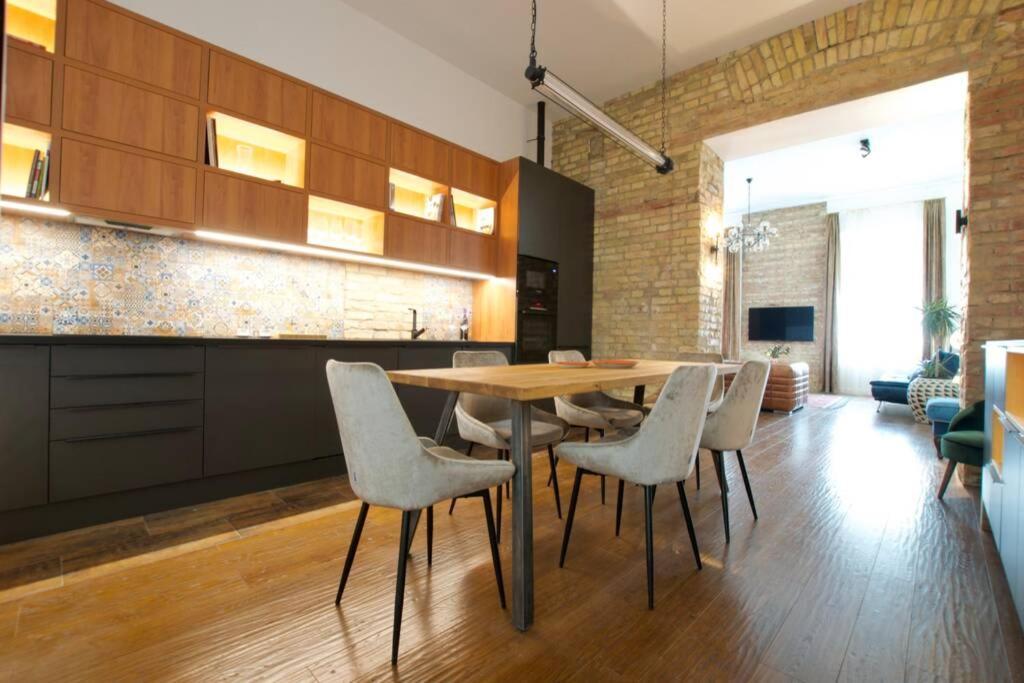 Premium Apartment By Hi5 - Best Ever Budapest Eksteriør bilde