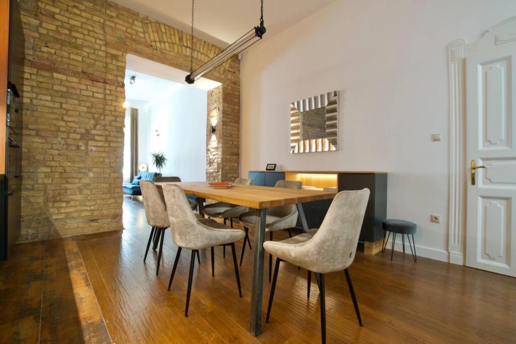 Premium Apartment By Hi5 - Best Ever Budapest Eksteriør bilde
